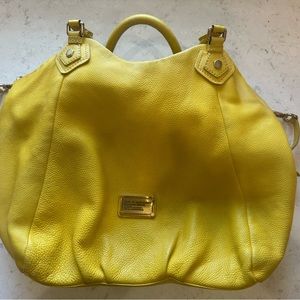 Large yellow marc Jacob’s purse